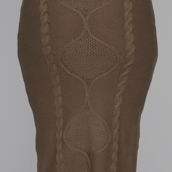 Fashion nova Knitted 2 piece dress - Picture 3 of 3